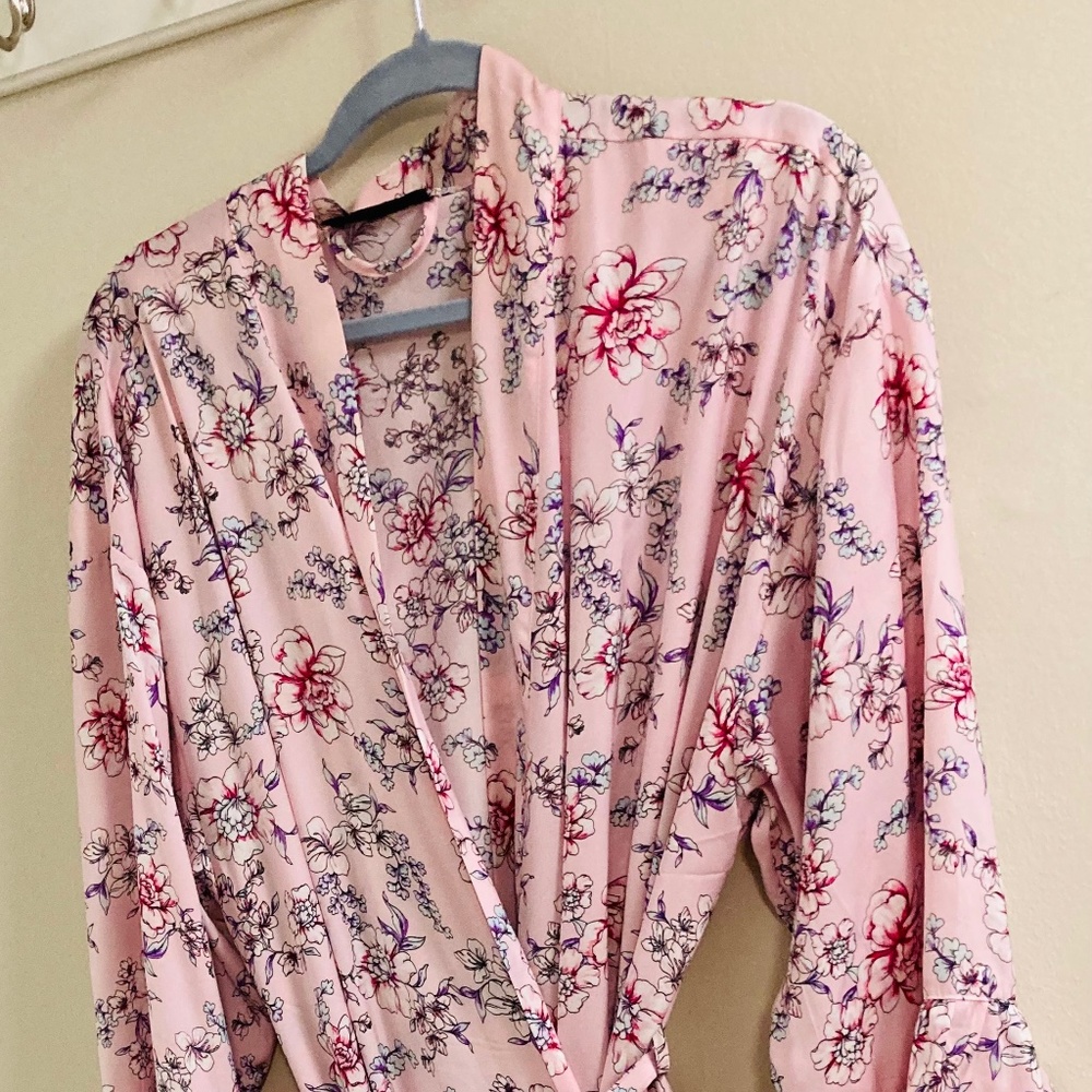 Womens INC Plus Pink Floral Robe